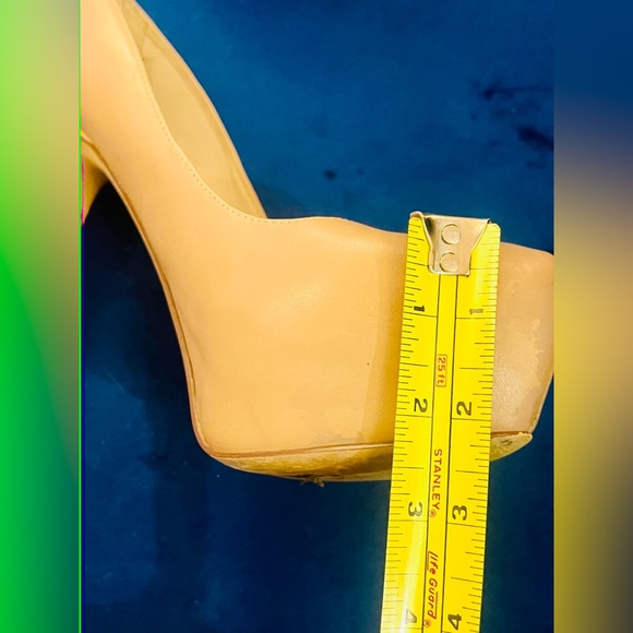 ALDO Nude Platform Close Toed Platform High Heel - Picture 3 of 4